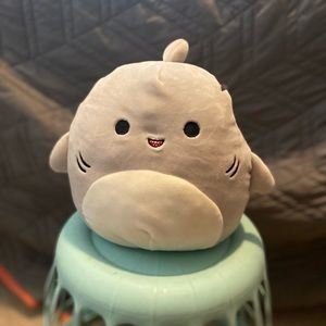 Gordon 8” Squishmallow